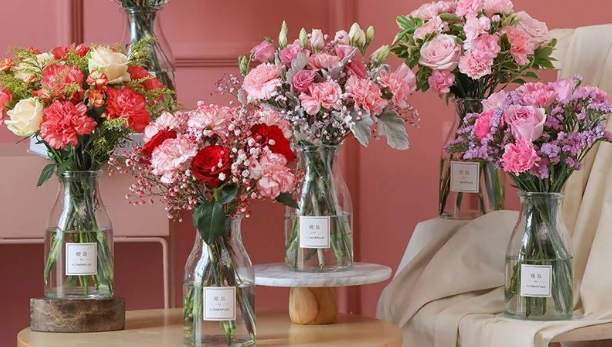 今年宅男视频在线观看免费替你 把最美的花，送给最美的妈！